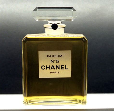 coco chanel no 5 1921|Chanel no 5 1960s.